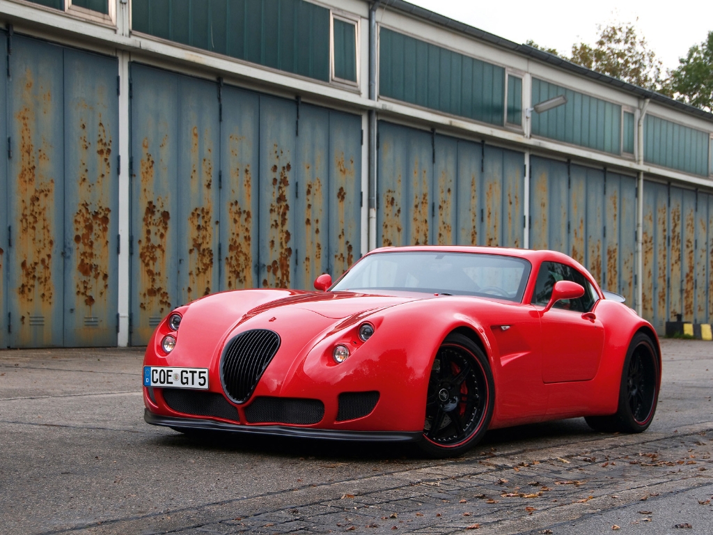 2011-Wiesmann-GT-MF5-Front-Angle.jpg